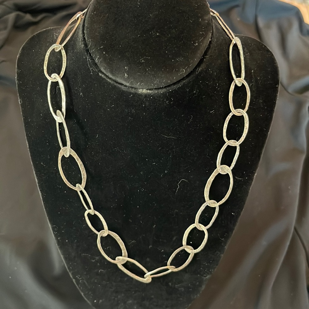 Silpada hammered silver necklace